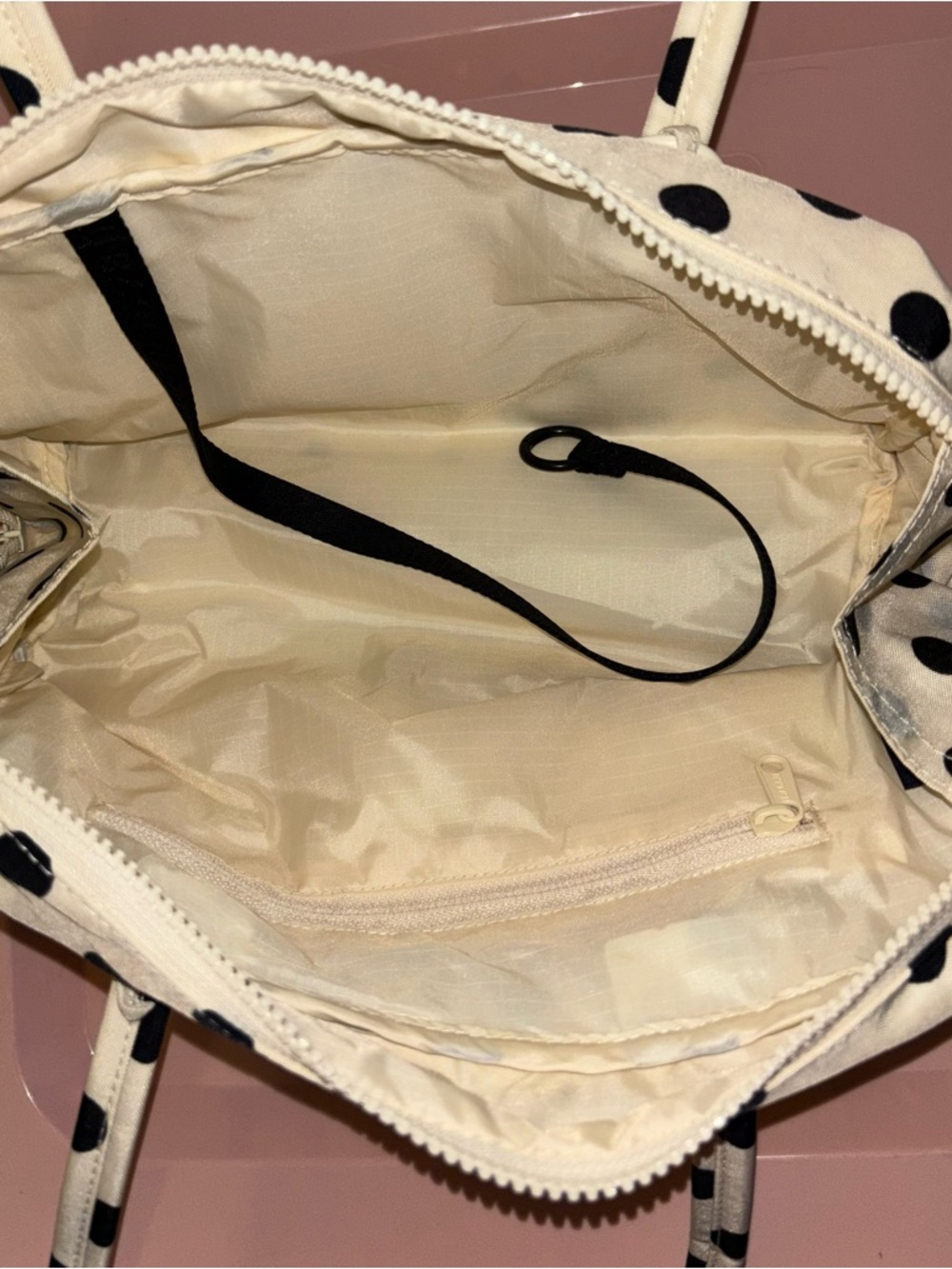 Baggu Bowler Bag cream with black polka dots NWOT - Picture 3 of 4